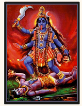 Lade das Bild in den Galerie-Viewer, Kali Mantra Anhänger - Gold